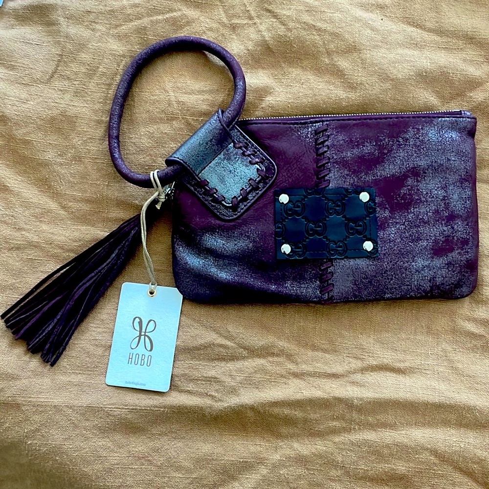 Hobo Plum Graphite Leather Sable Wristlet